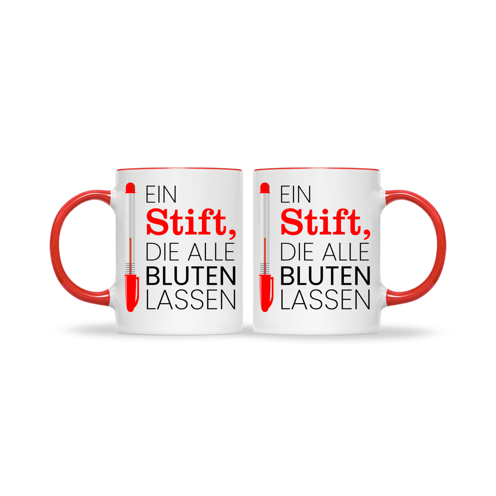 Zwei weiße Tassen mit rotem Henkel, beide mit dem Spruch „Ein Stift, die alle bluten lassen“ – humorvolle Geschenkidee für Lehrer.